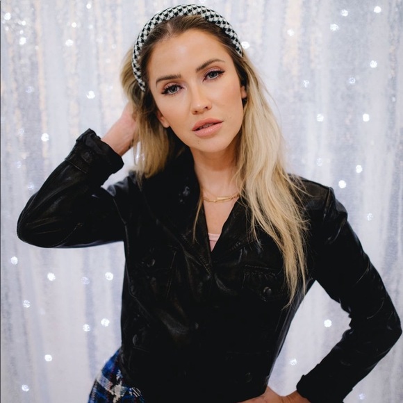 Accessories - NWOT Dew Edit The Jane Headband - High Tea